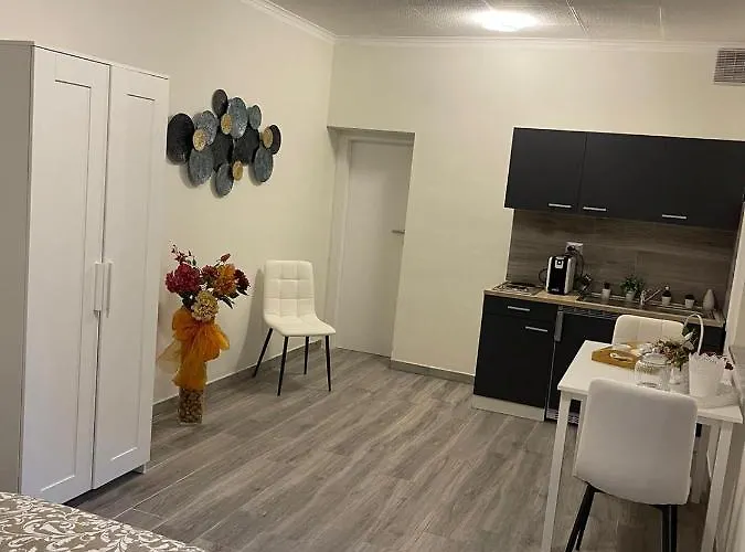Marand House * Рим