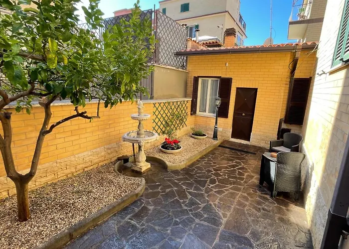 Дом отдыха Marand House Рим