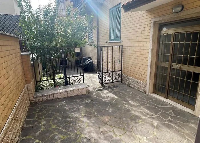 Дом отдыха Marand House Рим
